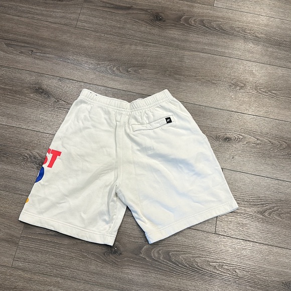 Used Men’s Medium White Nike “Just Do It” Sweat Shorts - Picture 3 of 4